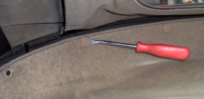 Tool for removing fasteners